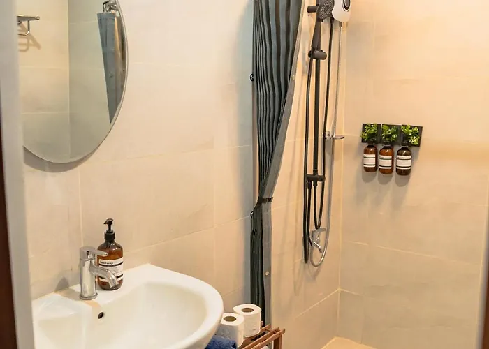 Aparthotel Oak Nook I 2 Pax I Pool, Smart Tv, Artistic *